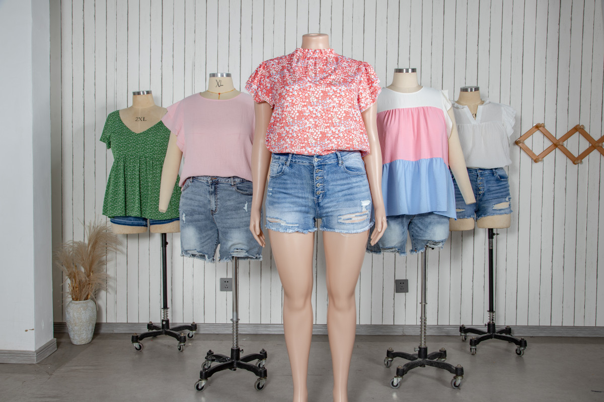 How to Buy Original Branded Plus Size Clothing in Bulk 