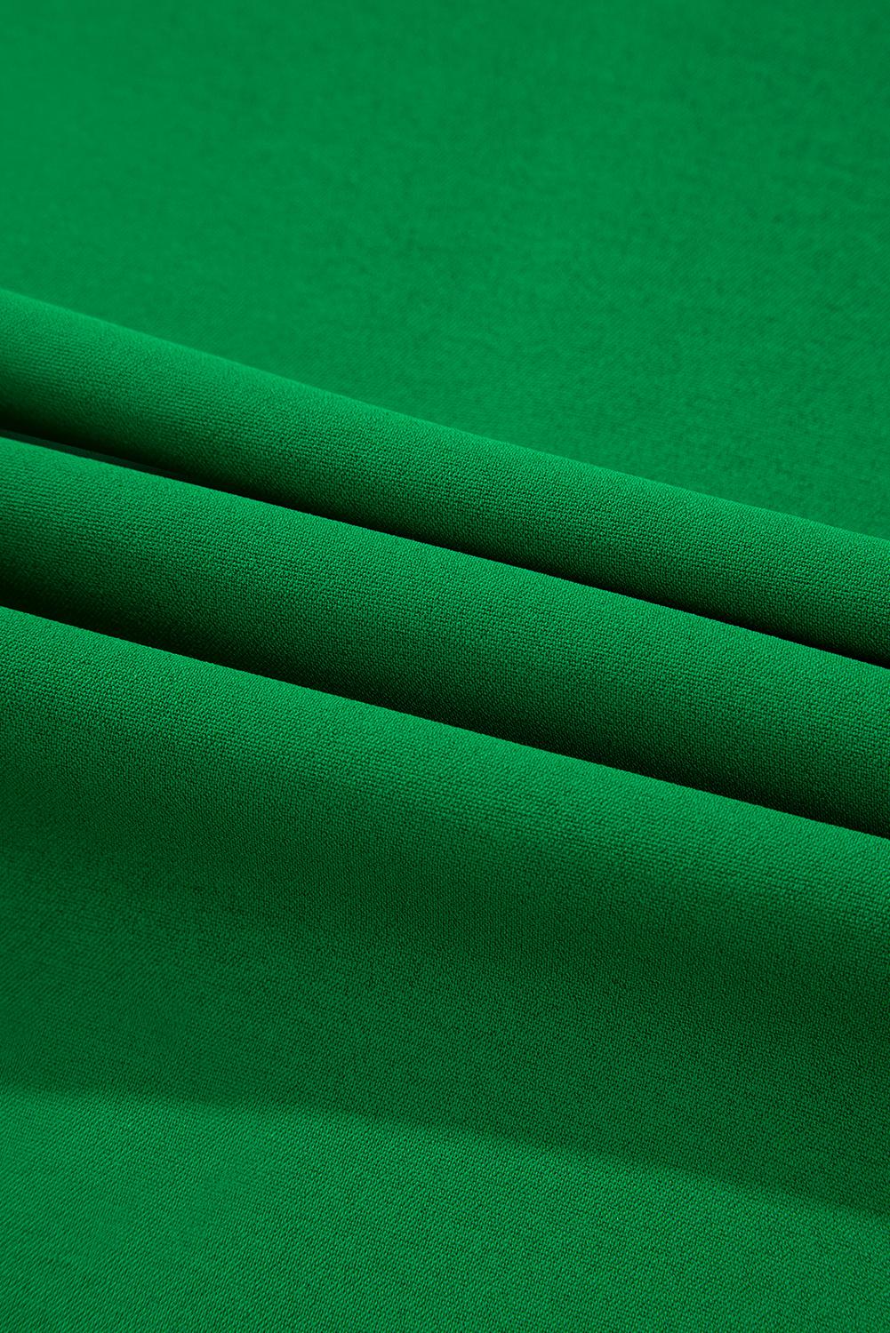 Plus Size Green Seamed Back High Low Hem V Neck Cuffed Sleeve  Tee