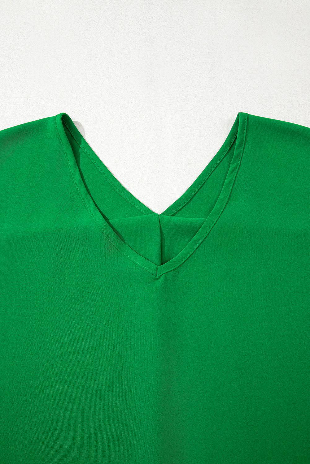 Plus Size Green Seamed Back High Low Hem V Neck Cuffed Sleeve  Tee