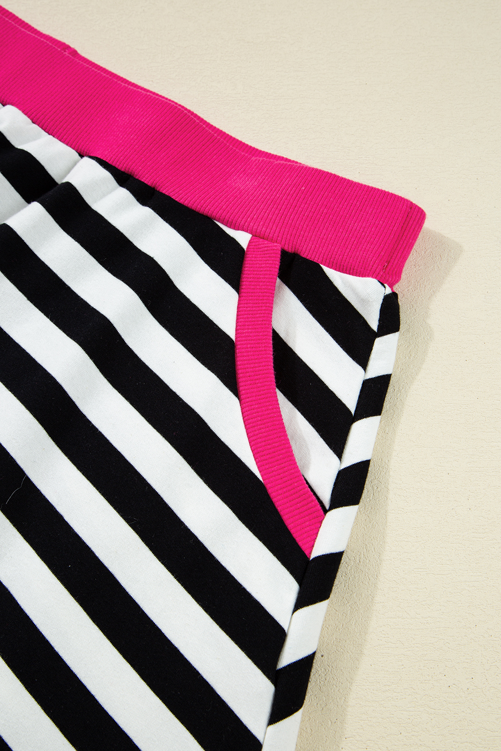 Plus Size Black Stripe Color Block Edge Pullover and Shorts  Set