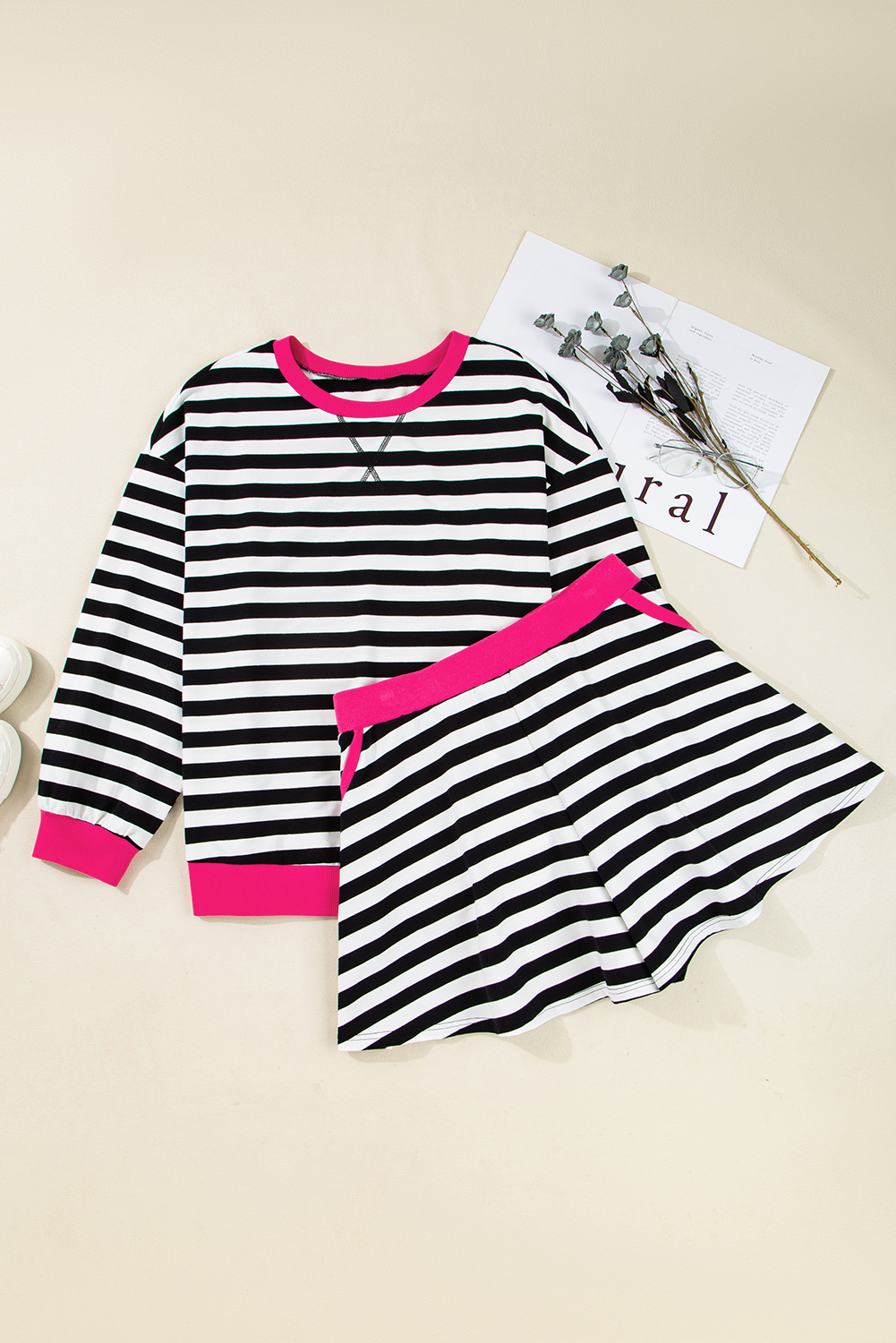 Plus Size Black Stripe Color Block Edge Pullover and Shorts  Set