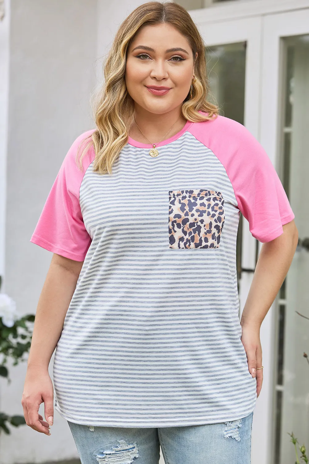 Plus Size Stripe Leopard Patch Pocket Raglan Sleeve Tee Plus Size Stripe Leopard Patch Pocket Raglan Sleeve Tee