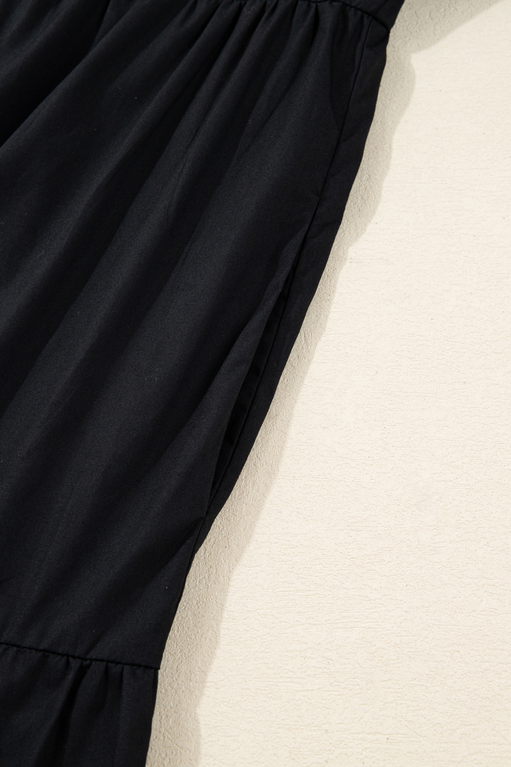 Plus Size Black Contrast Trim Knot Cuffs  V Neck Mini Dress