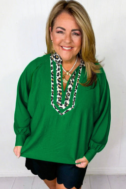 Plus Size Green  Contrast Leopard Trim Split Neck Puff Sleeve Blouse