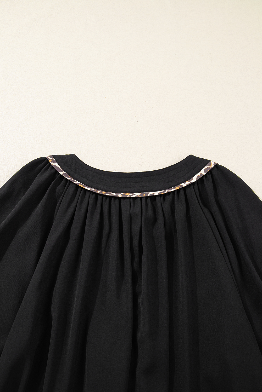 Plus Size Black  Notched Neck Leopard Trim Flounce Long Sleeve Shift Dress
