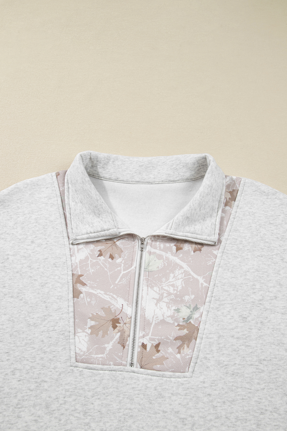 Plus Size Gray Camo Leaves Patchwork Zipped Collar Pullover  Sweatshirt