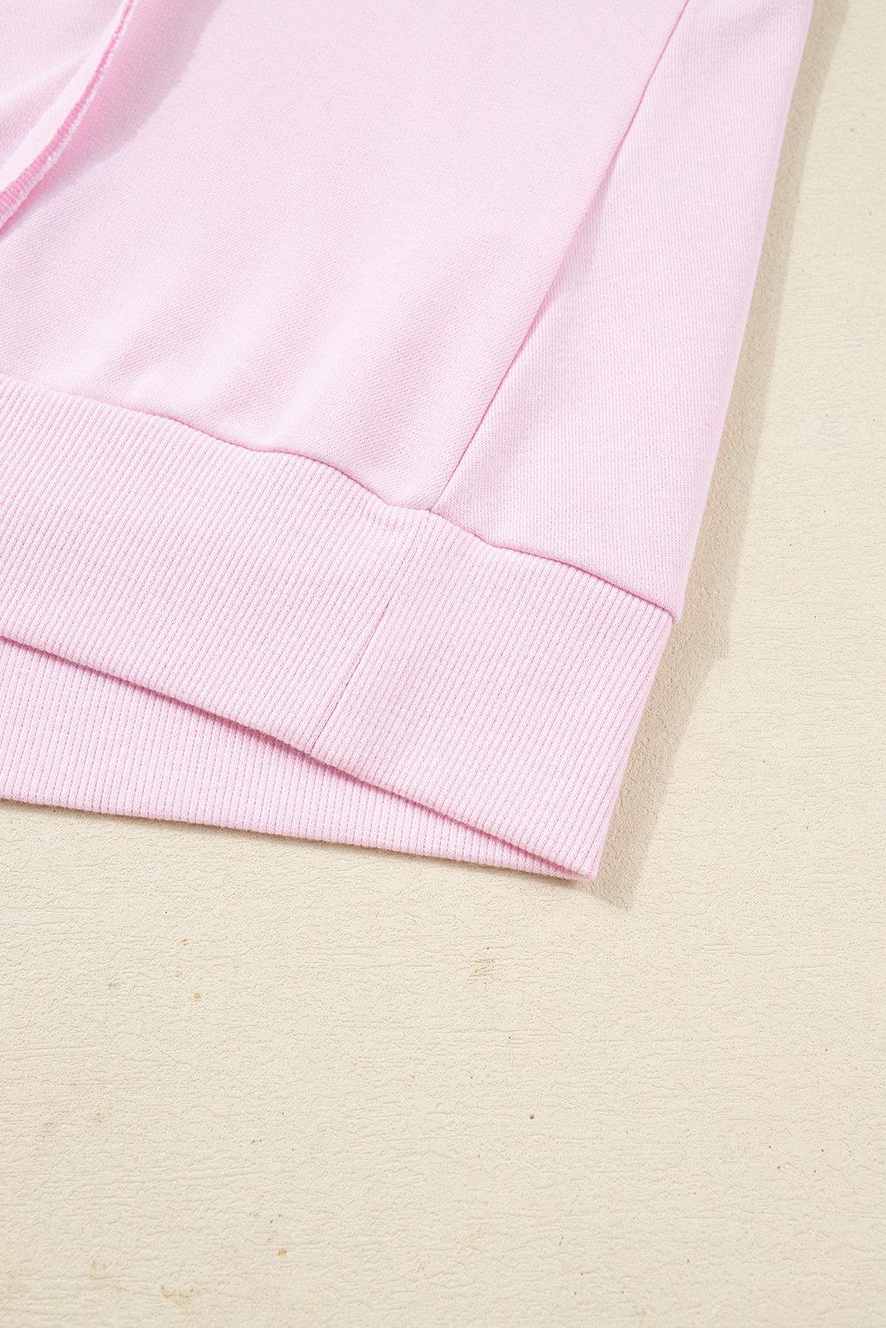 Plus Size Pink  Mix Floral Patched Sleeve Ribbed Trim Baggy Sweatshirt