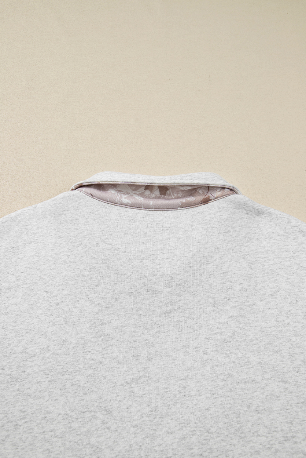 Plus Size Gray Camo Leaves Patchwork Zipped Collar Pullover  Sweatshirt