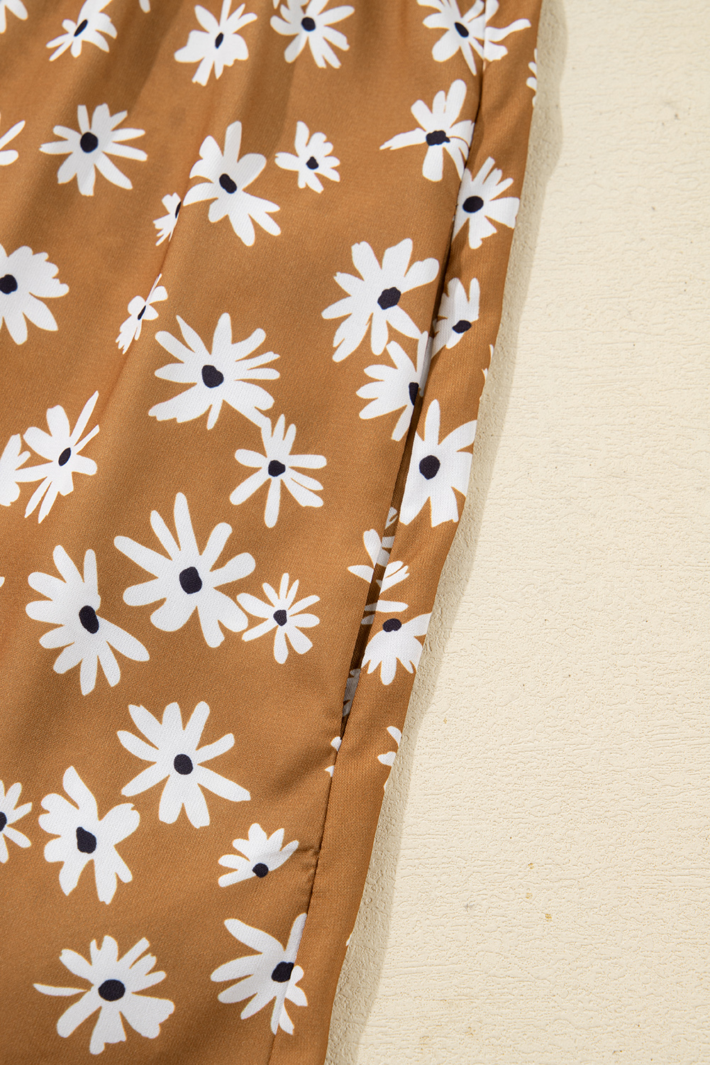 Plus Size Khaki  Daisy Floral Print Button Split Neck Puff Sleeve Dress