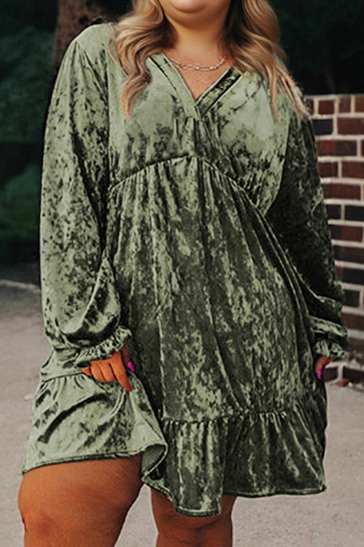 Plus Size Jungle Green  Velvet Babydoll Mini Dress with Puff Sleeve