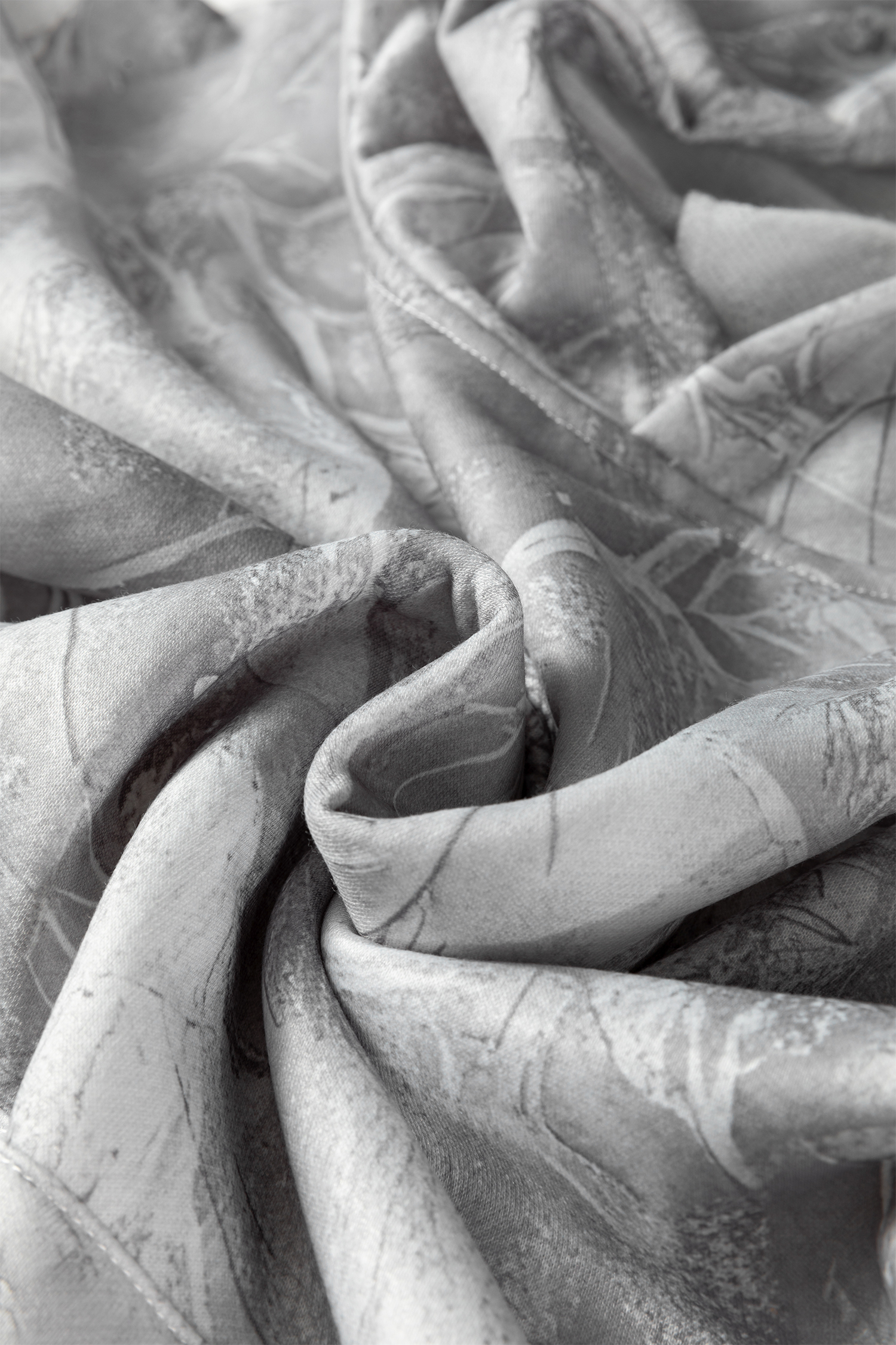 Plus Size Gray  Camouflage Woodland Print Oversized Sporty Hoodie