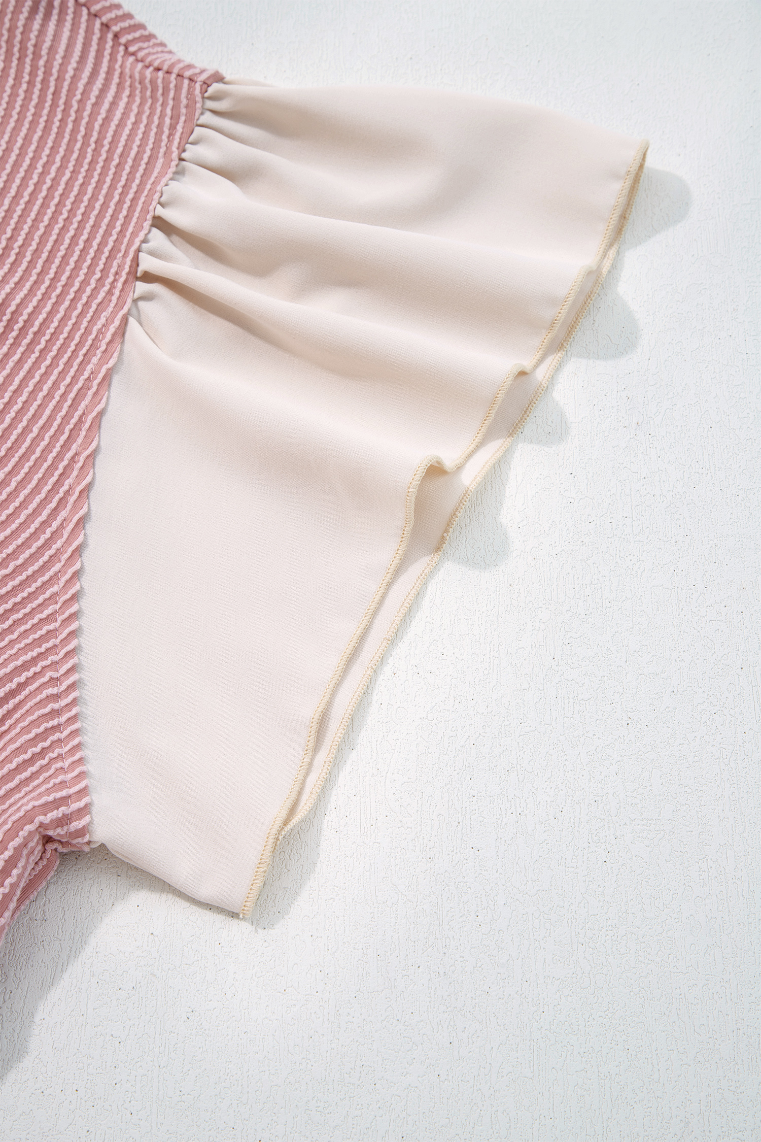 Plus Size Fushia  Contrast Frilled Neckline Ruffled Short Sleeve Ribbed Textured Blouse