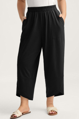 Plus Size Black  Elastic Waist Asymmetrical Hem Loose Capris Pants