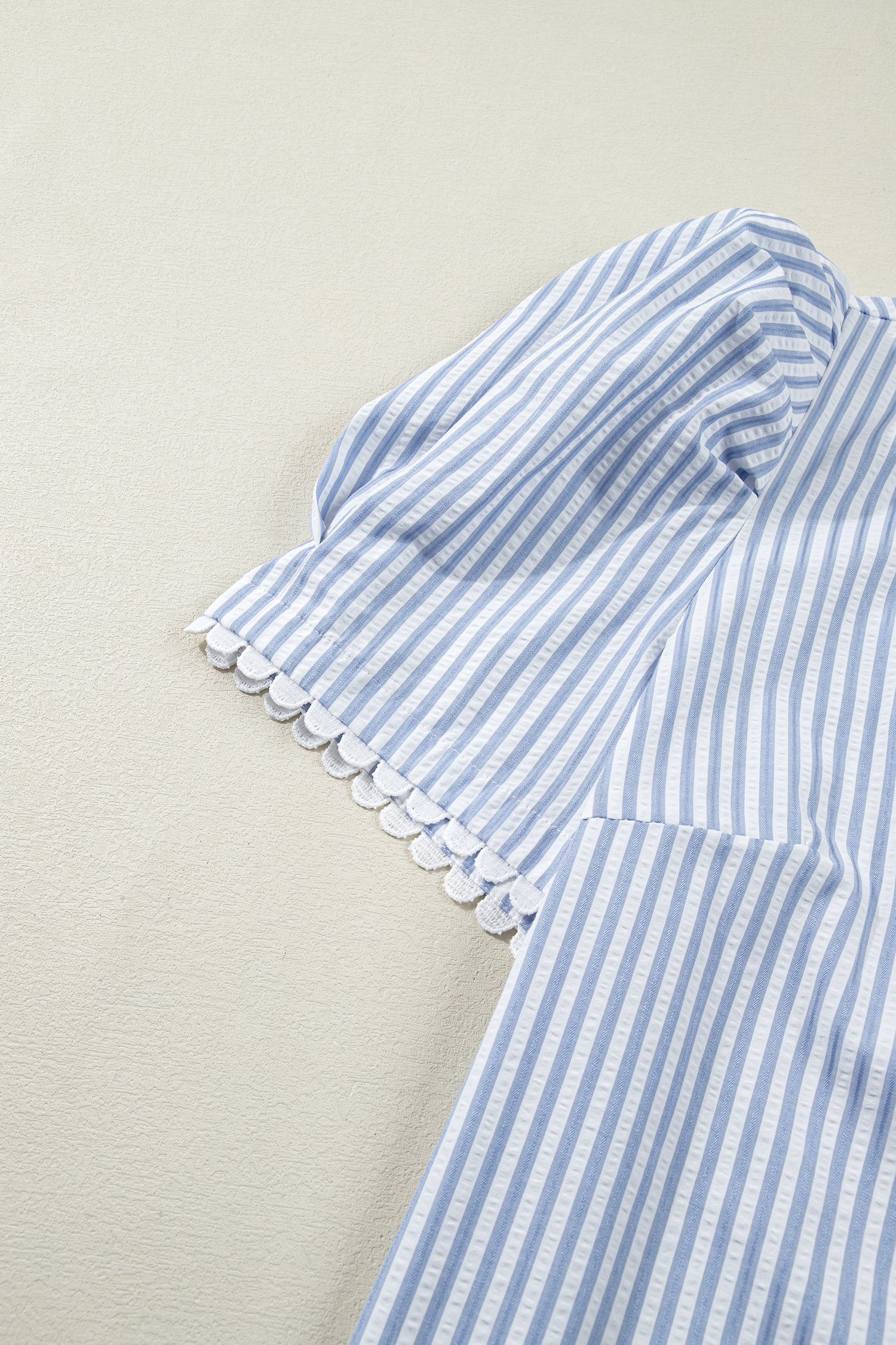 Plus Size Sky Blue Stripe  Leopard Patchwork Collar Short Bubble Sleeve Blouse