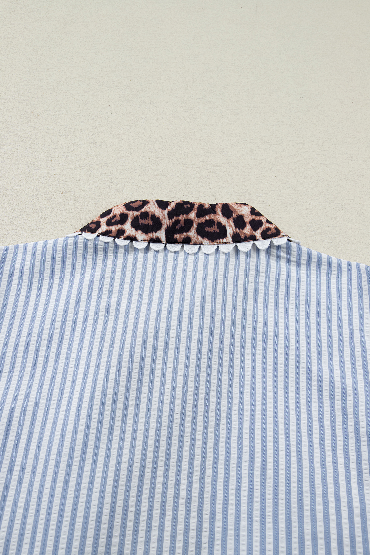 Plus Size Sky Blue Stripe  Leopard Patchwork Collar Short Bubble Sleeve Blouse