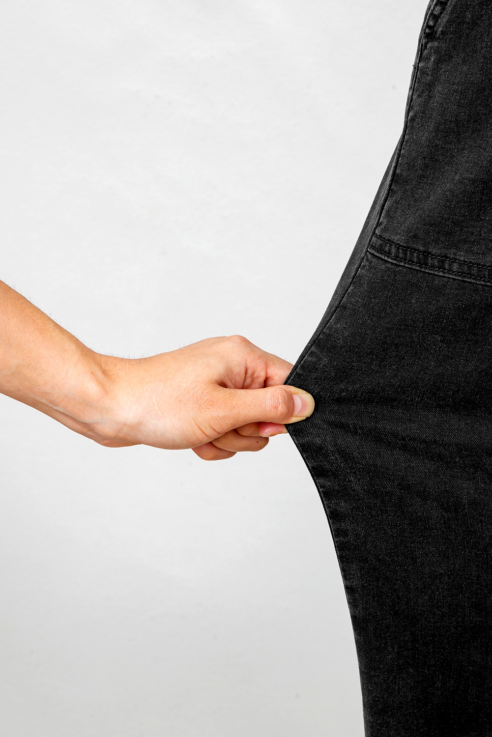 Plus Size Black  Elastic Waist Ruffled Wide Leg Denim Pants