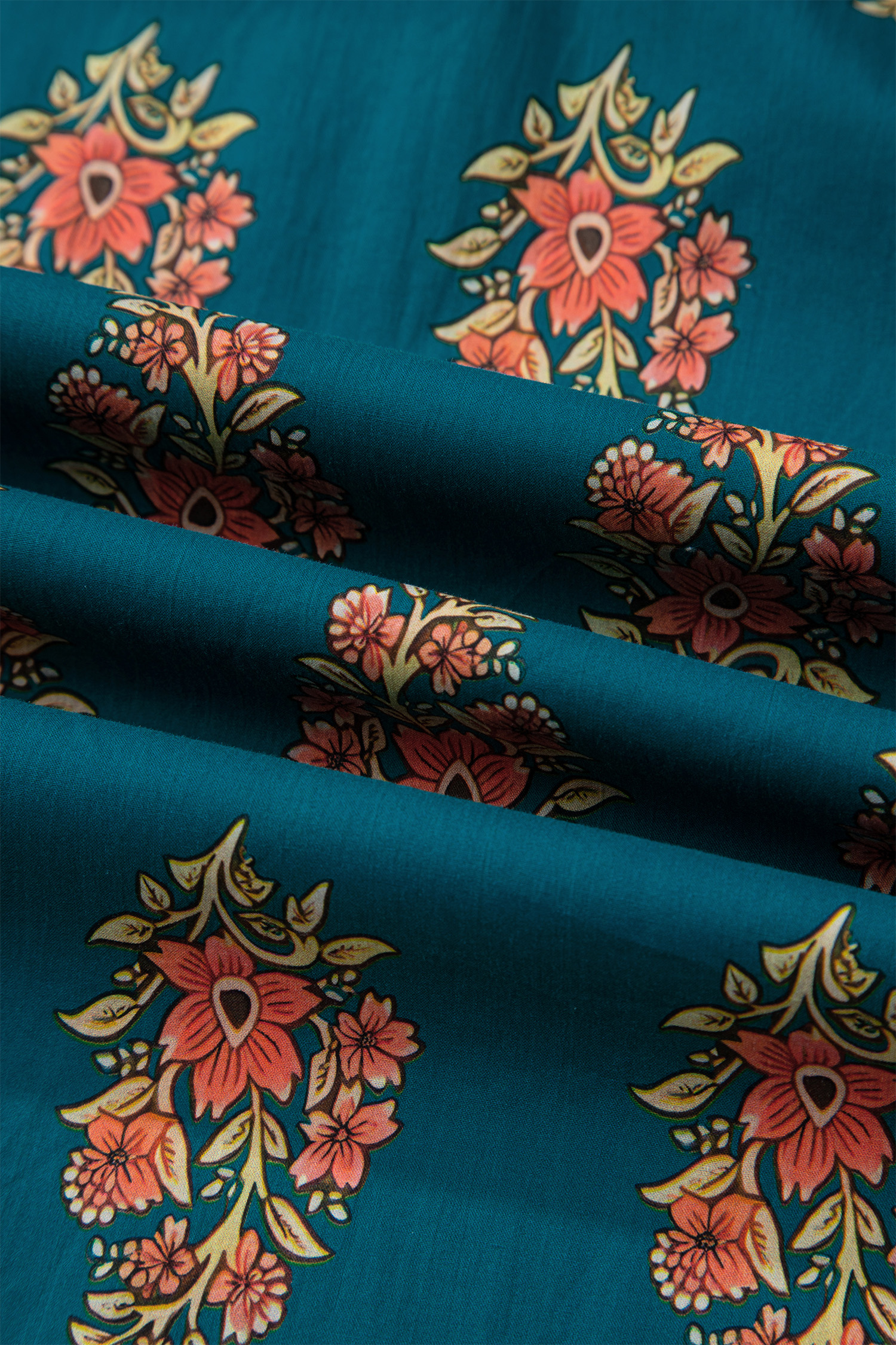 Plus Size Green  Floral Print Contrast Lacy Trim Pleated Loose Shirt