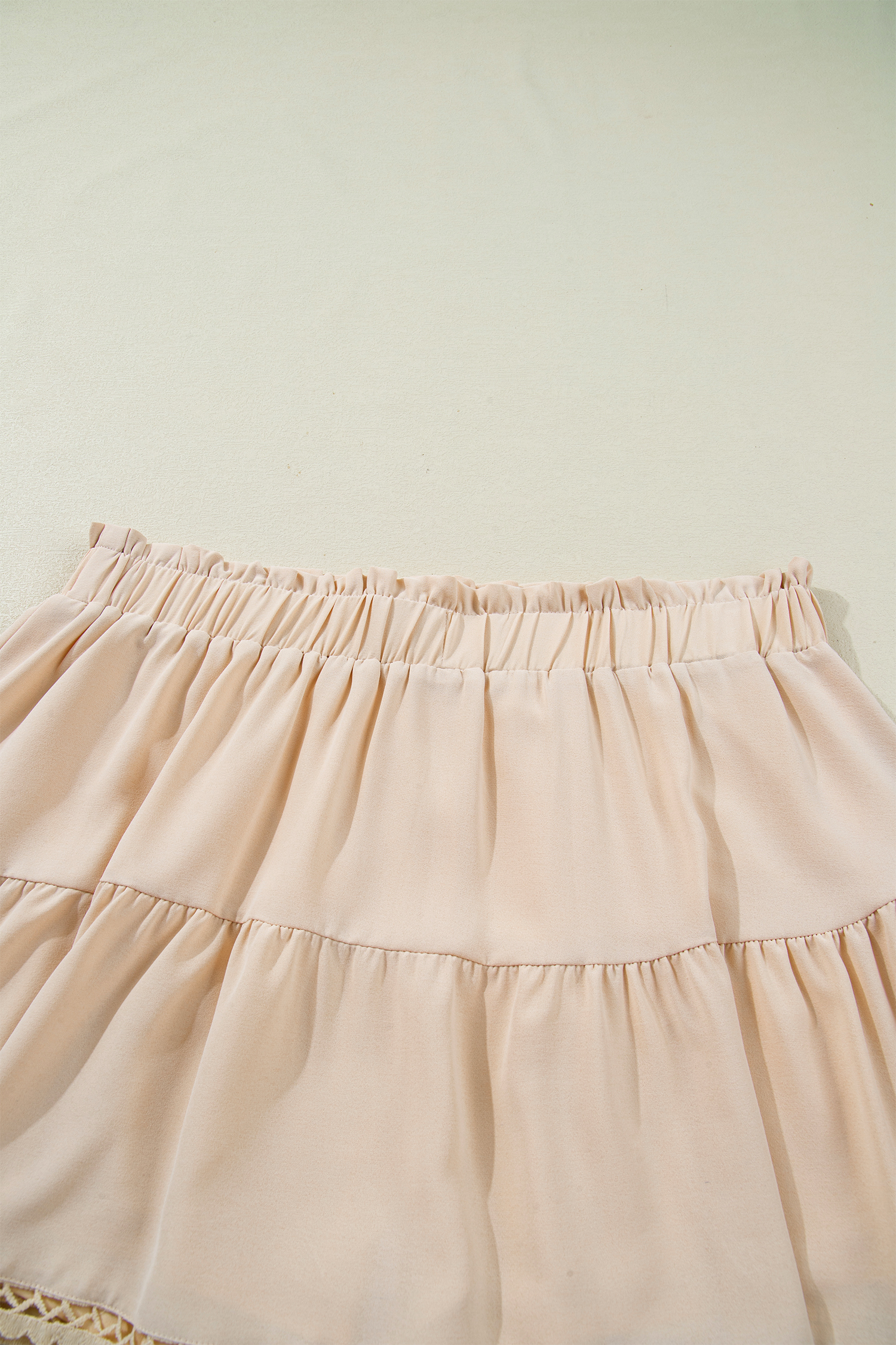 Plus Size Parchment  Frilled Elastic Waist Lace Trim Boho Ruffled Shorts