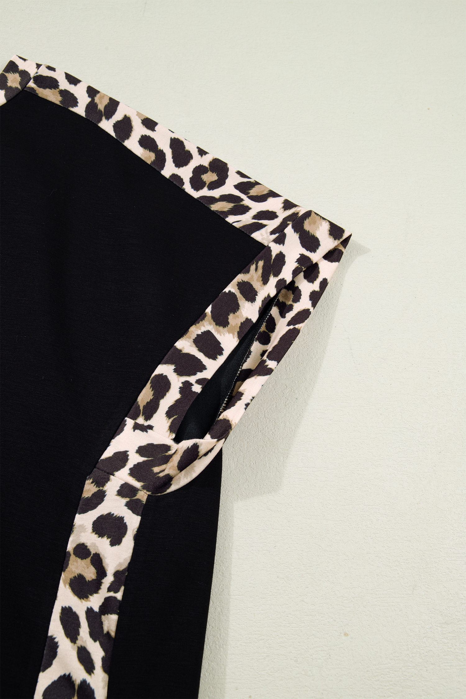 Plus Size Black  Leopard Print Patchwork Shift T Shirt Dress with Pockets