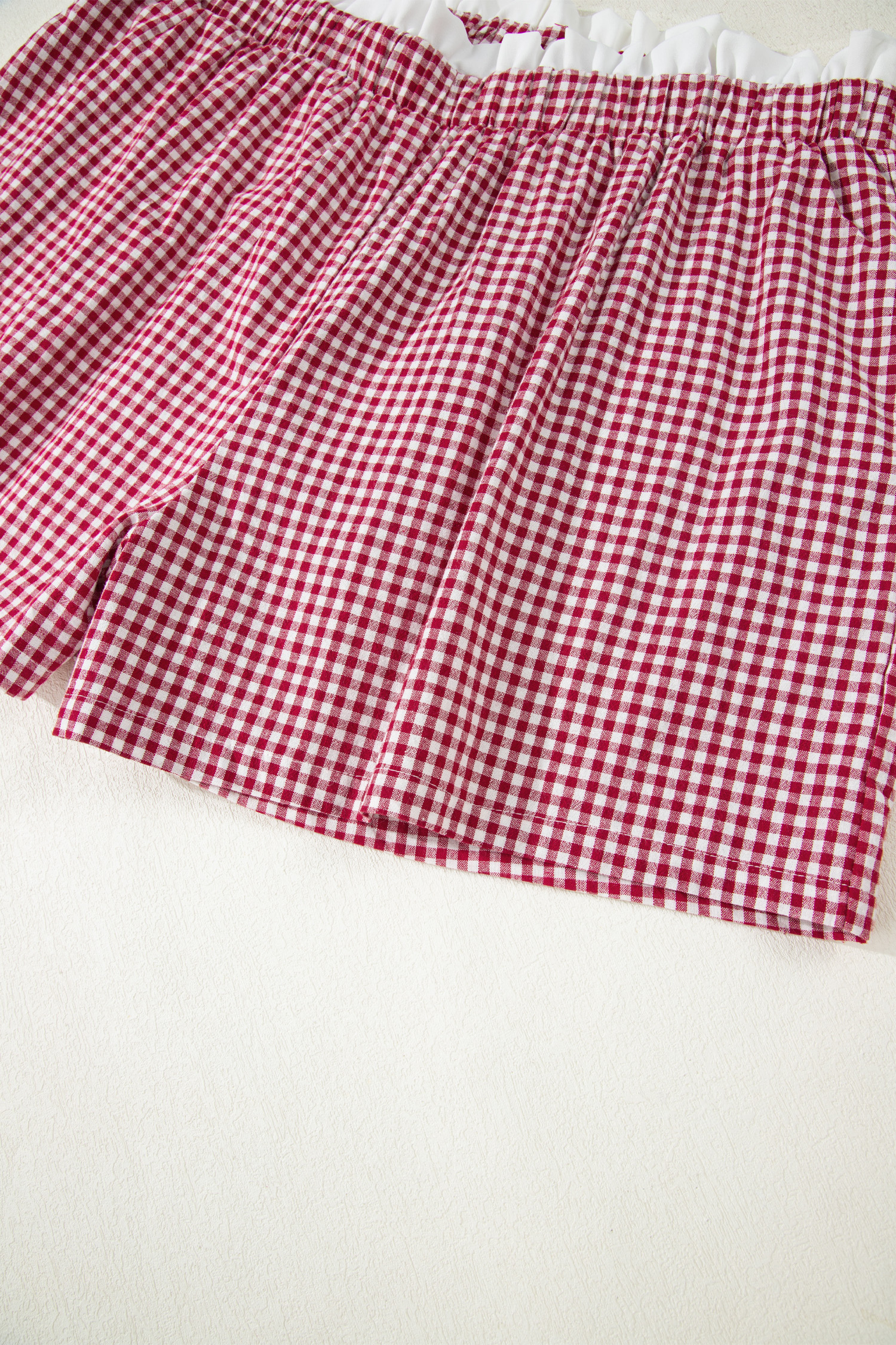 Plus Size Red Contrast Trim Plaid Print  Shorts