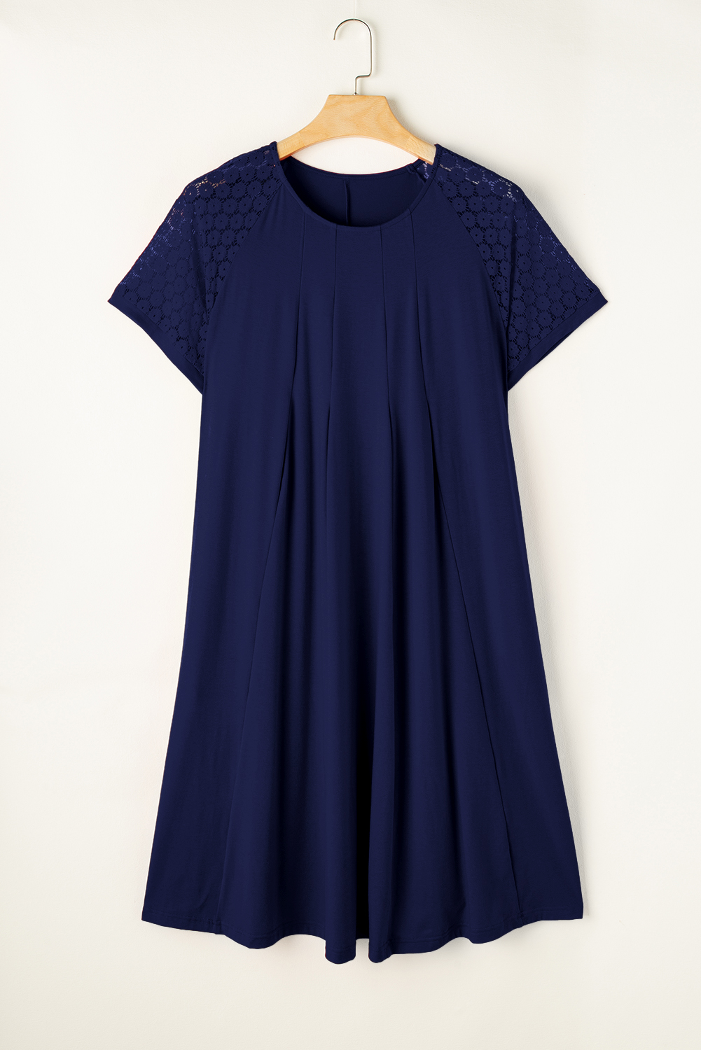 Plus Size Navy Blue  Solid Color Lace Short Sleeve Pleated Swing Dress