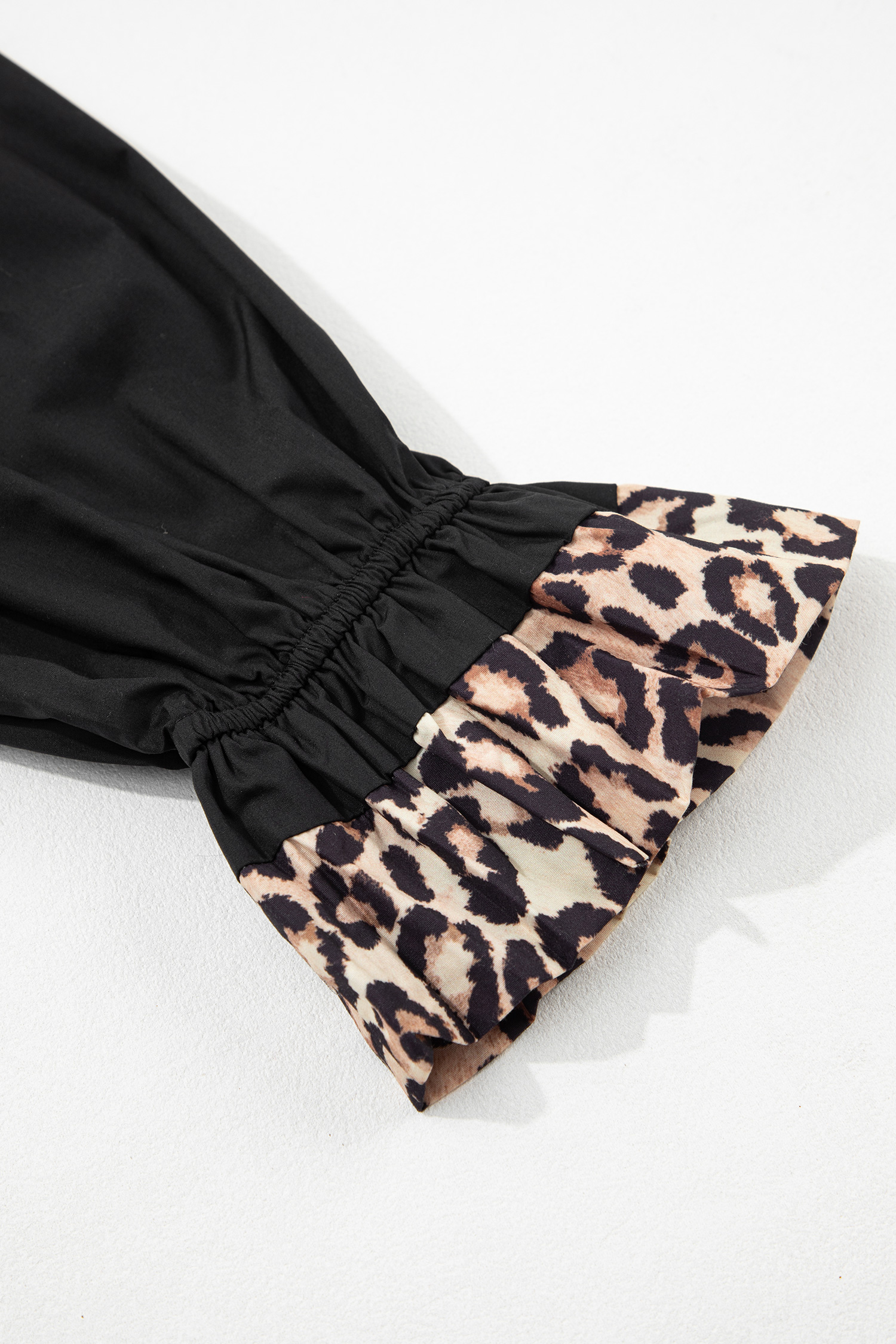 Plus Size Black  Split Neck Leopard Trim Flounced Long Sleeve Blouse