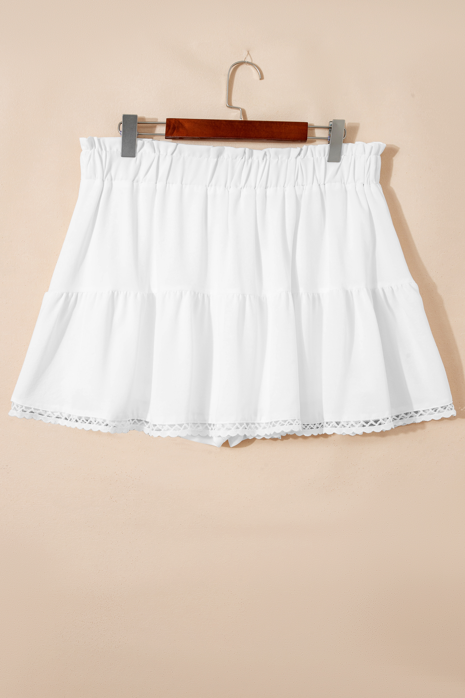 Plus Size White  Frilled Elastic Waist Lace Trim Boho Ruffled Shorts
