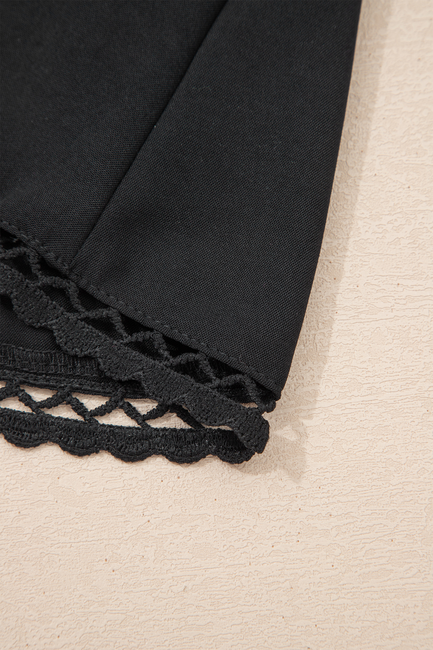 Plus Size Black  Frilled Elastic Waist Lace Trim Boho Ruffled Shorts