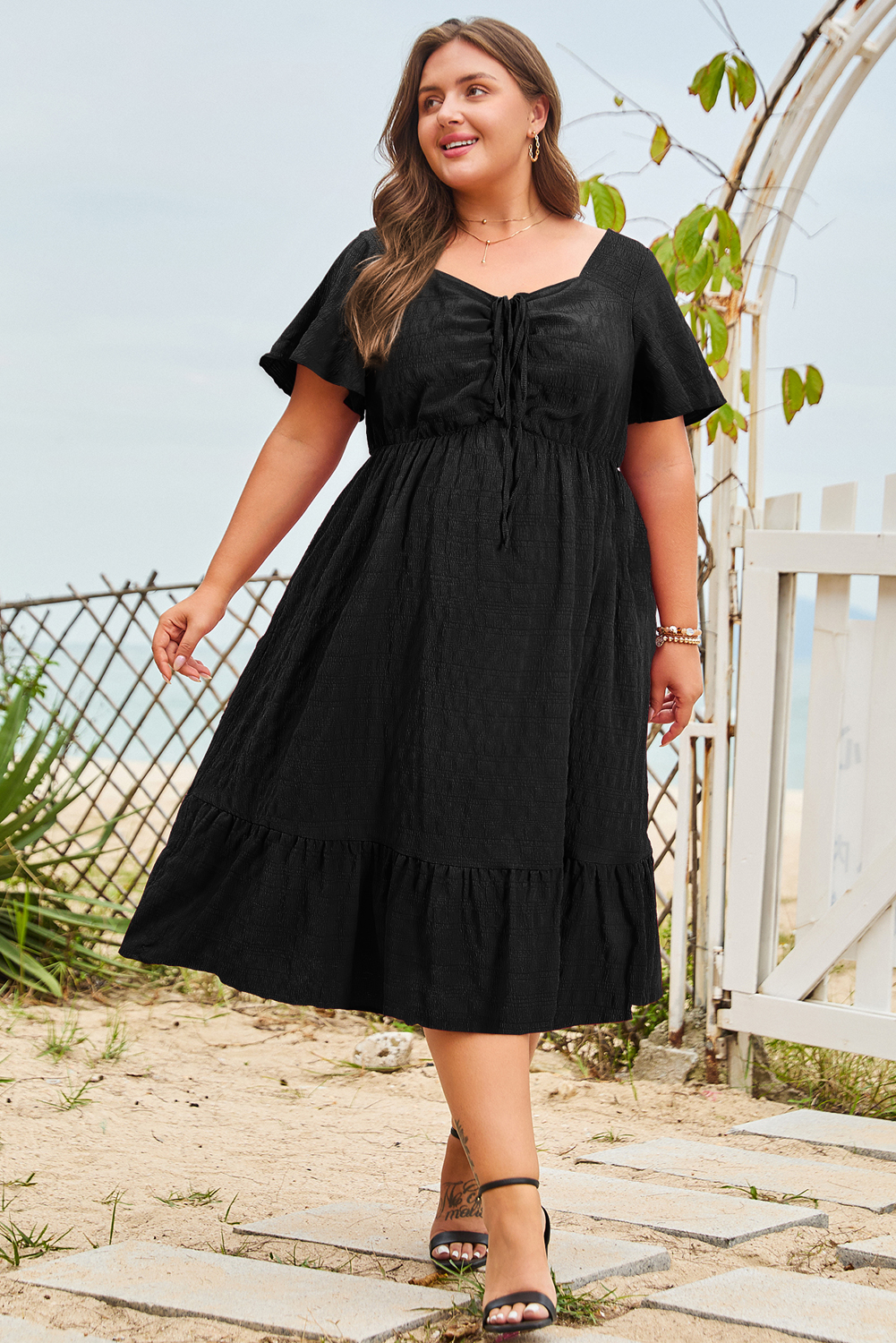 Plus Size Black  Short Sleeve Lace-up High Waist Midi Dress