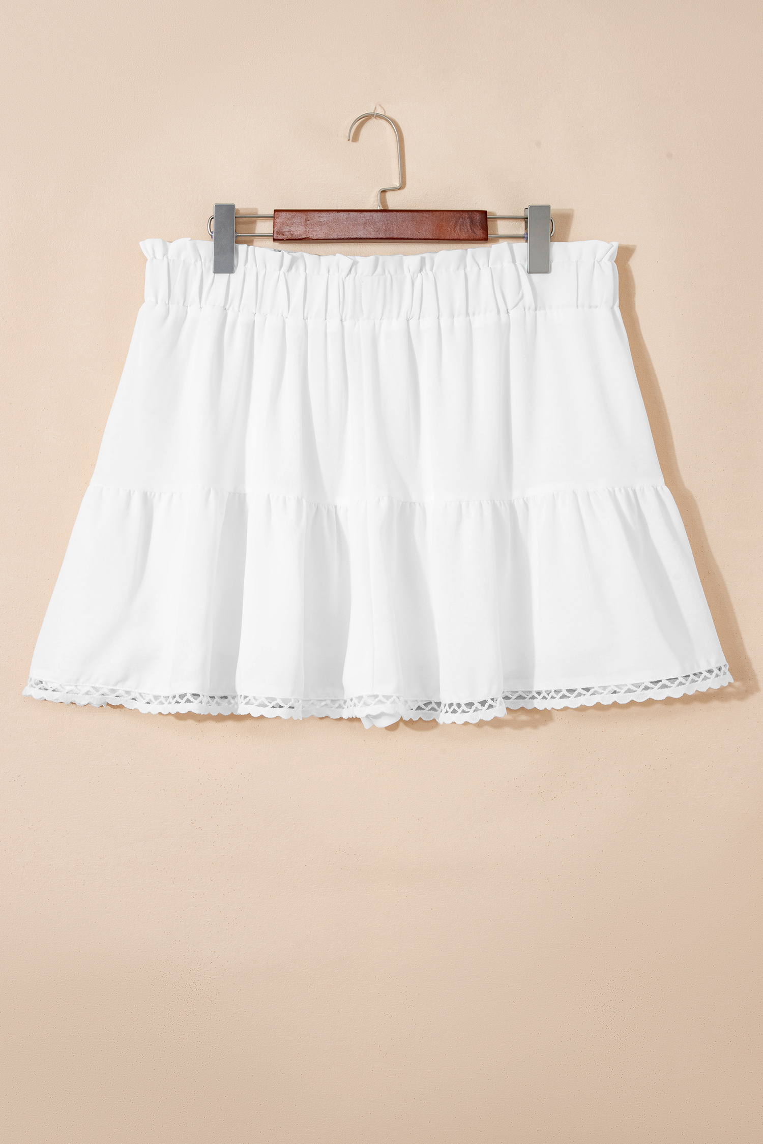 Plus Size White  Frilled Elastic Waist Lace Trim Boho Ruffled Shorts