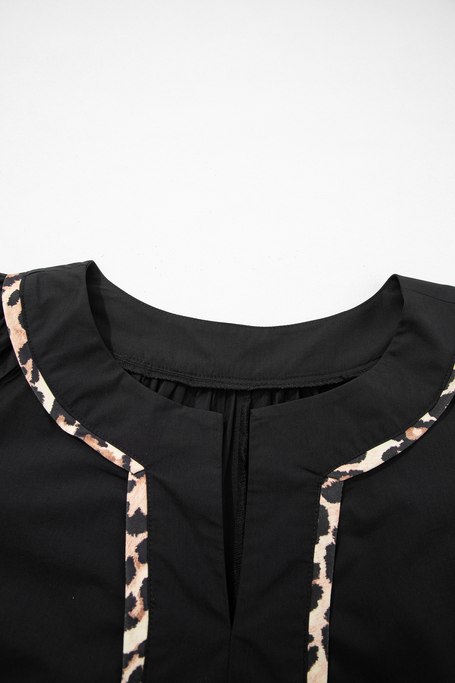 Plus Size Black  Split Neck Leopard Trim Flounced Long Sleeve Blouse