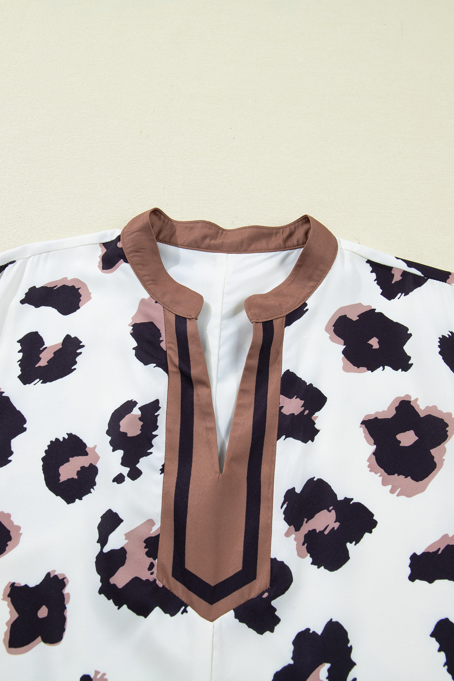 Plus Size Khaki Leopard Print Contrast V Neck  Shift Mini Dress