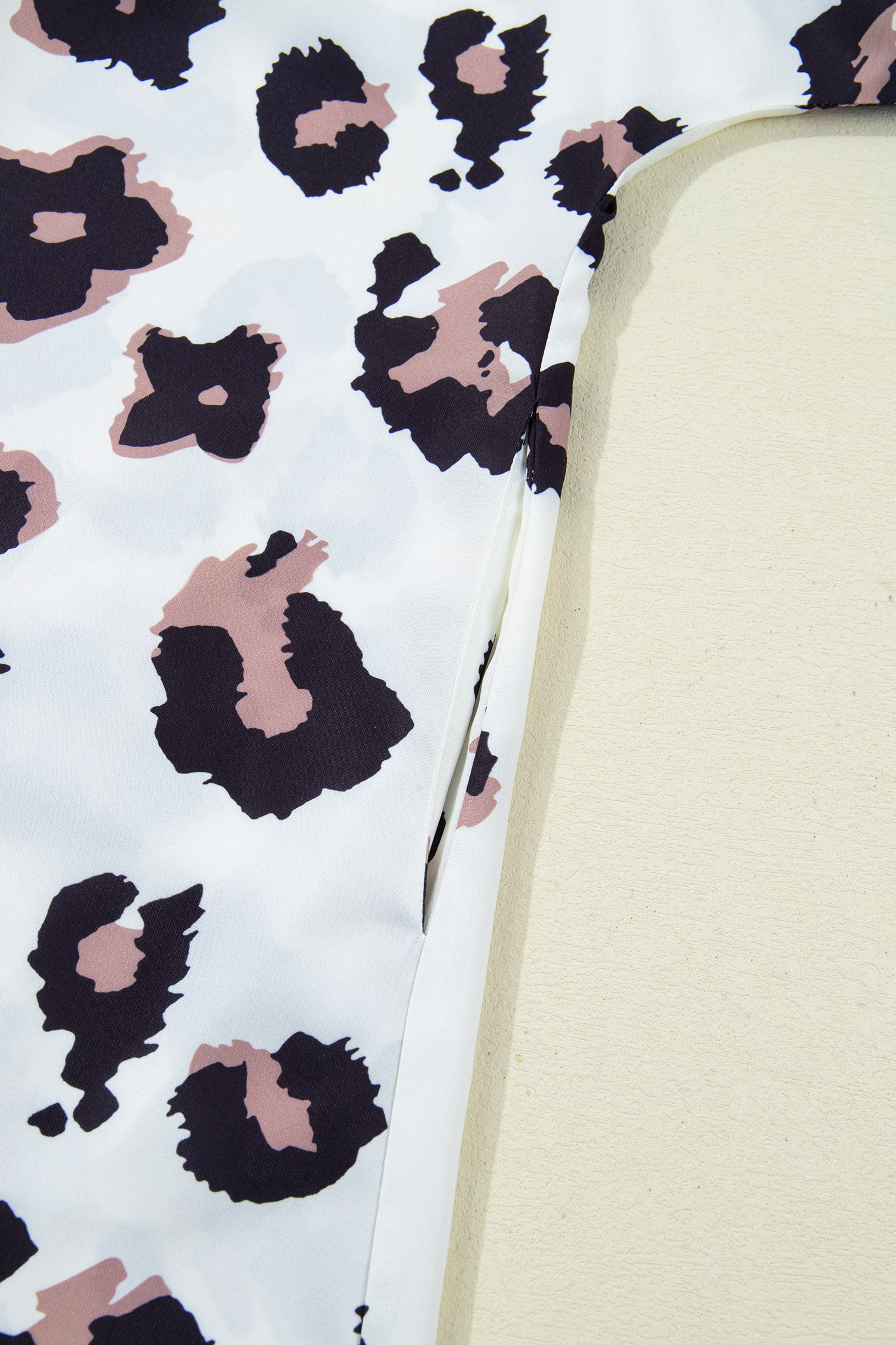 Plus Size Khaki Leopard Print Contrast V Neck  Shift Mini Dress