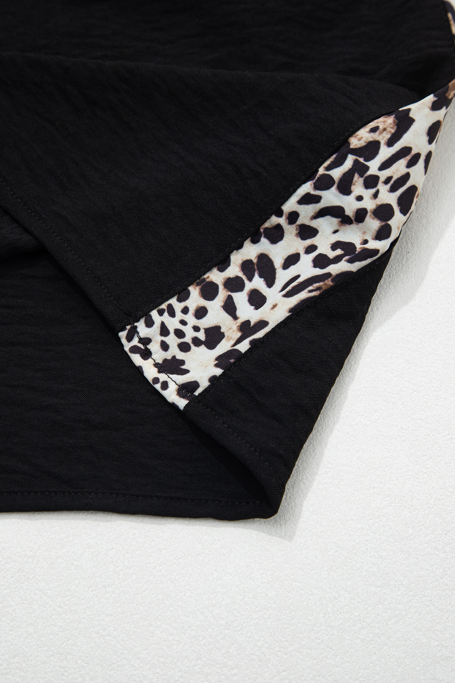 Plus Size Black  Leopard Patchwork Round Neck Loose Tee