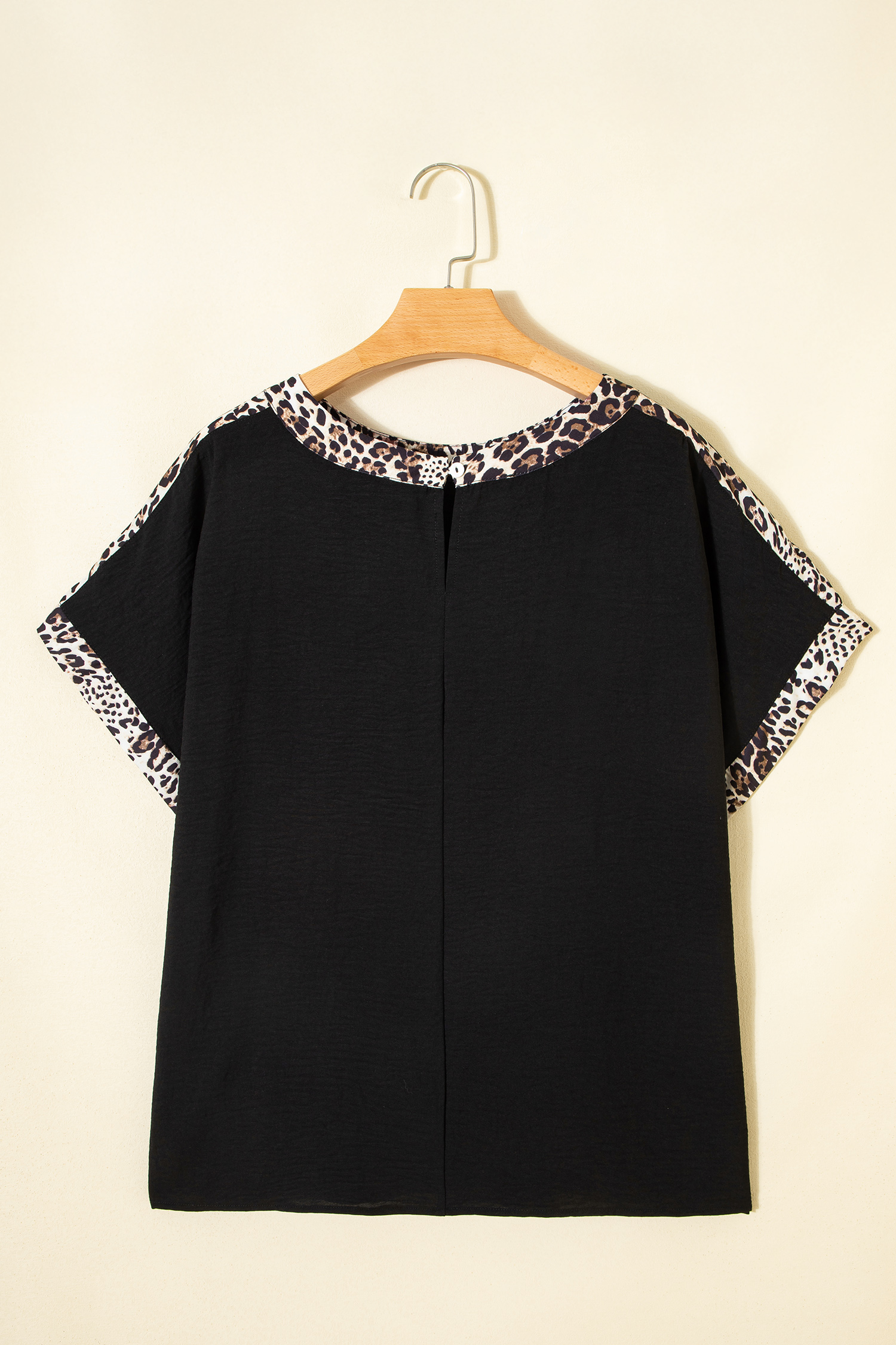 Plus Size Black  Leopard Patchwork Round Neck Loose Tee