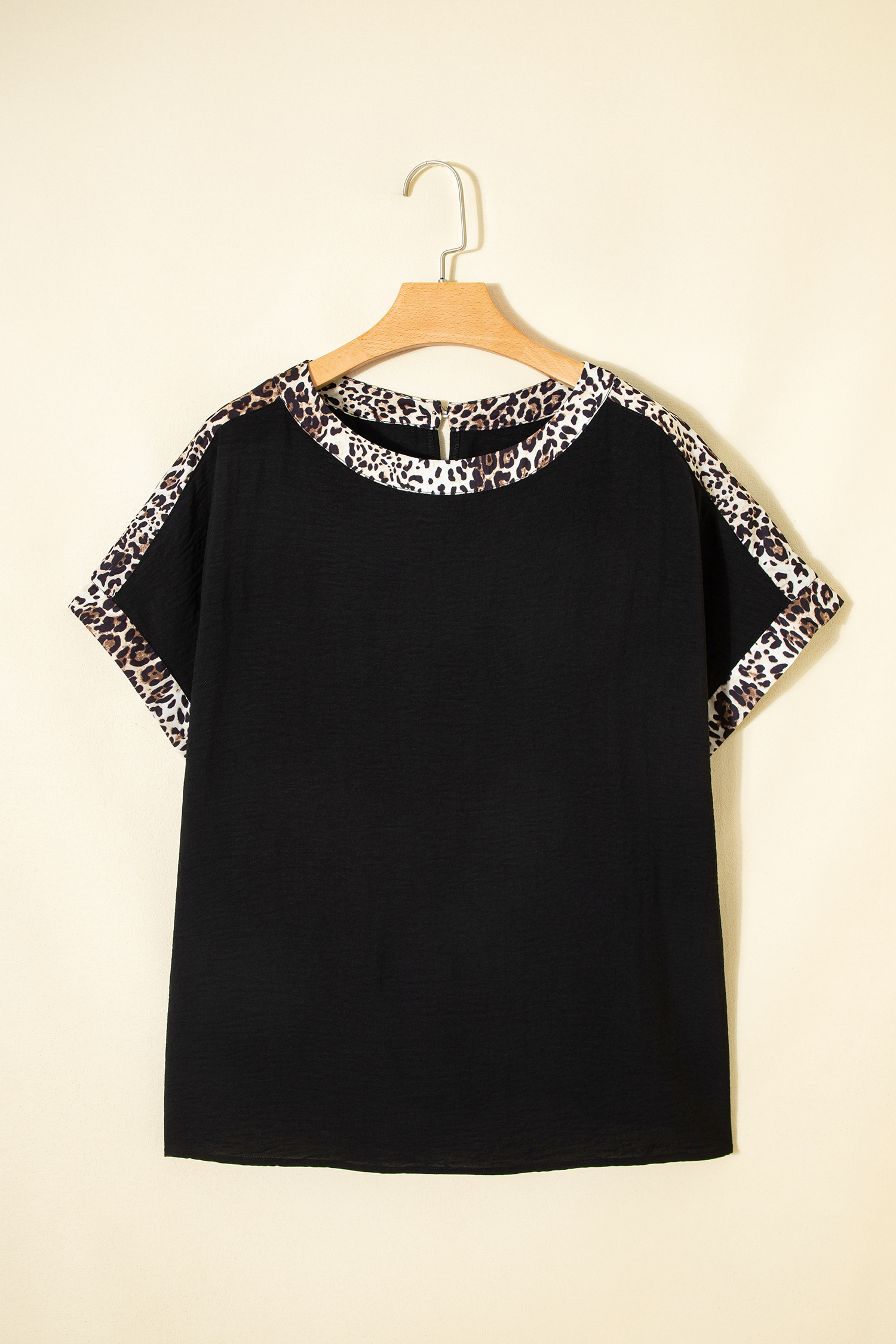 Plus Size Black  Leopard Patchwork Round Neck Loose Tee