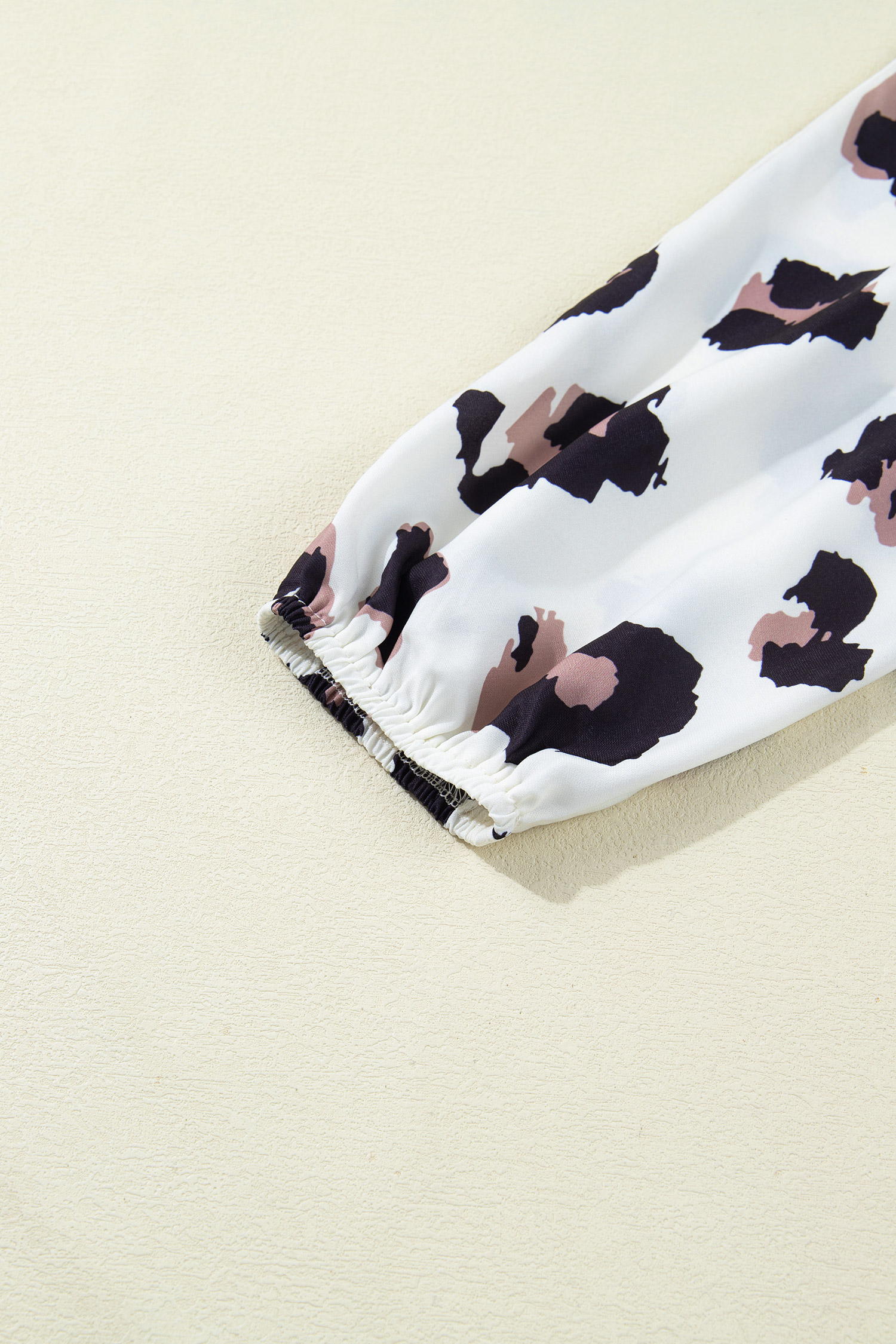 Plus Size Khaki Leopard Print Contrast V Neck  Shift Mini Dress