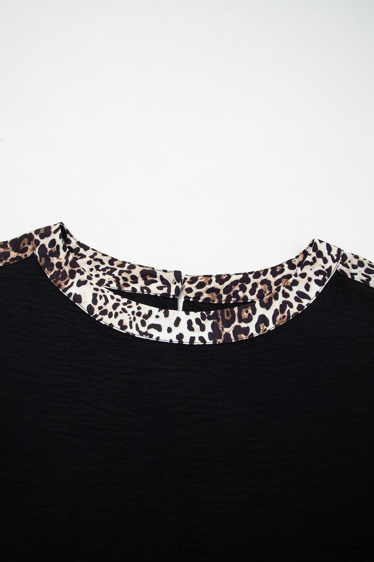 Plus Size Black  Leopard Patchwork Round Neck Loose Tee