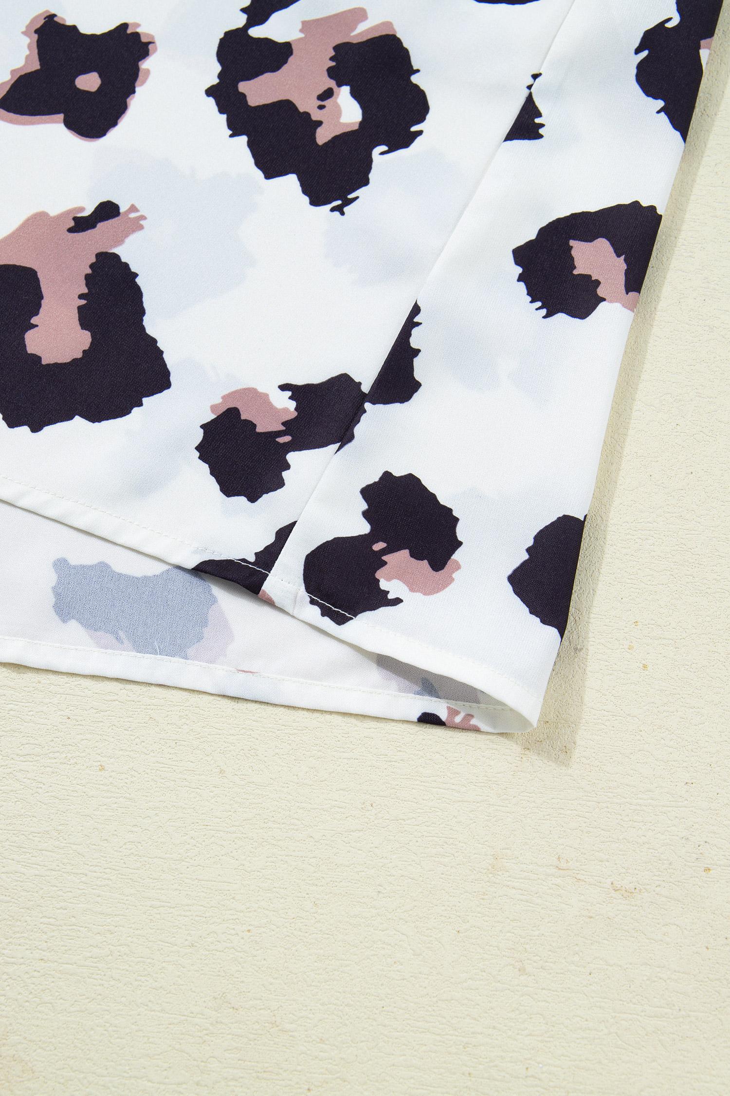 Plus Size Khaki Leopard Print Contrast V Neck  Shift Mini Dress