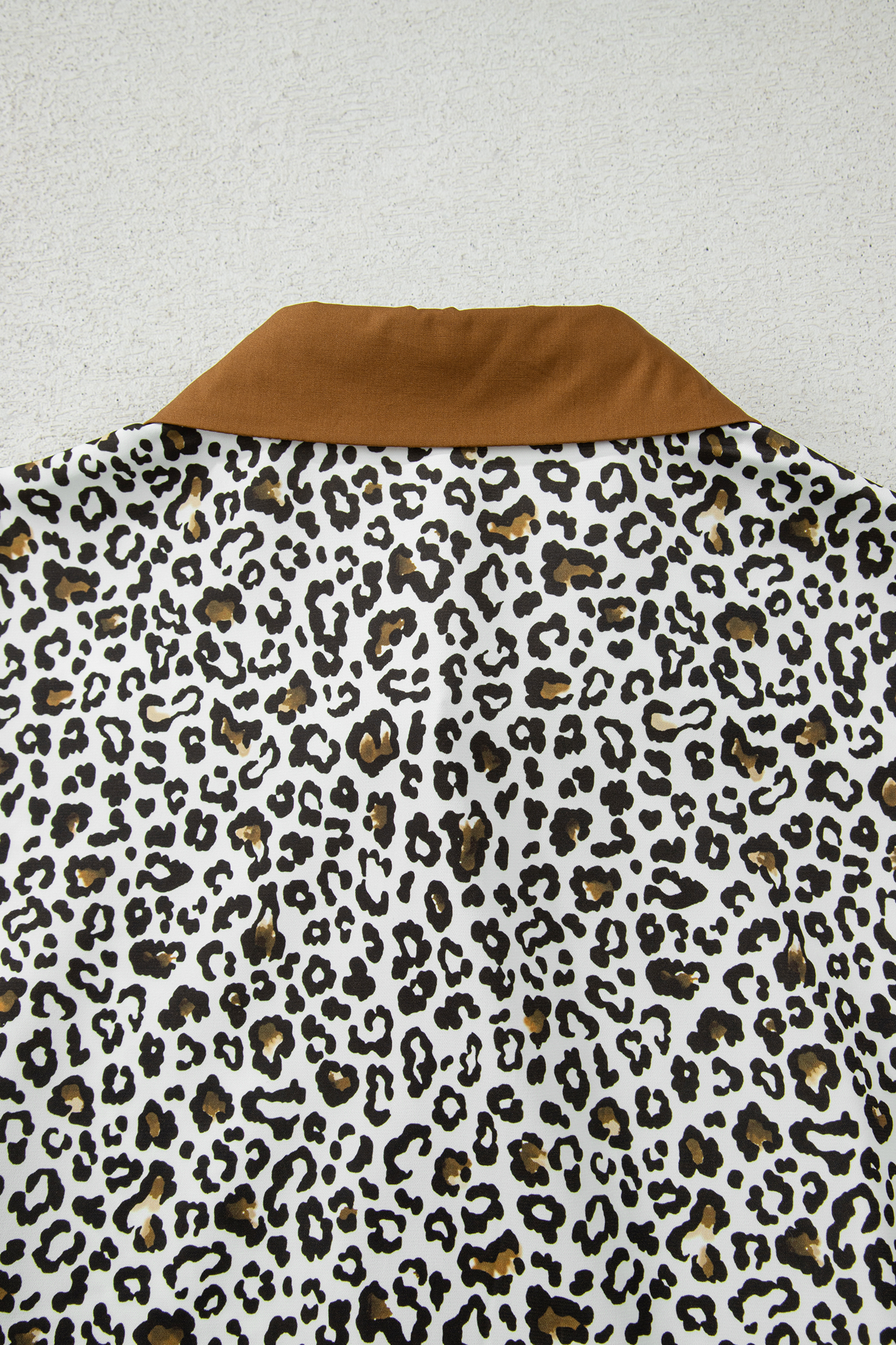 Plus Size Khaki  Buttoned Contrast Trim Puff Sleeve Leopard Print Blouse