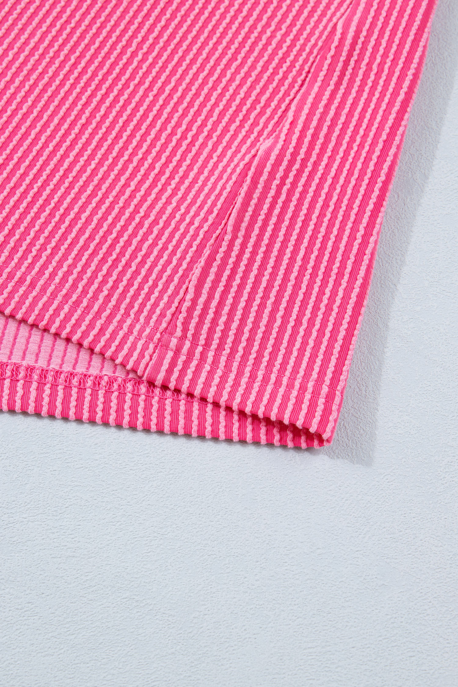 Plus Size Bright Pink  Twisted Rib Color Block Patchwork Short Sleeve Henley Top