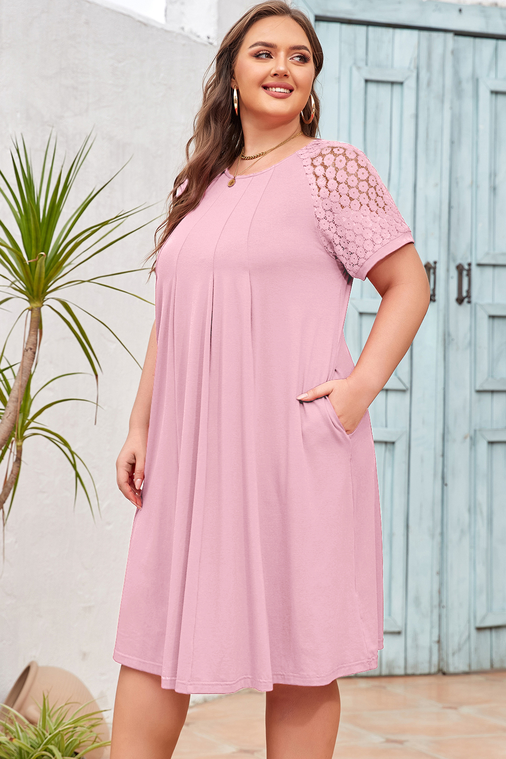 Plus Size Light Pink  Solid Color Lace Short Sleeve Pleated Swing Dress