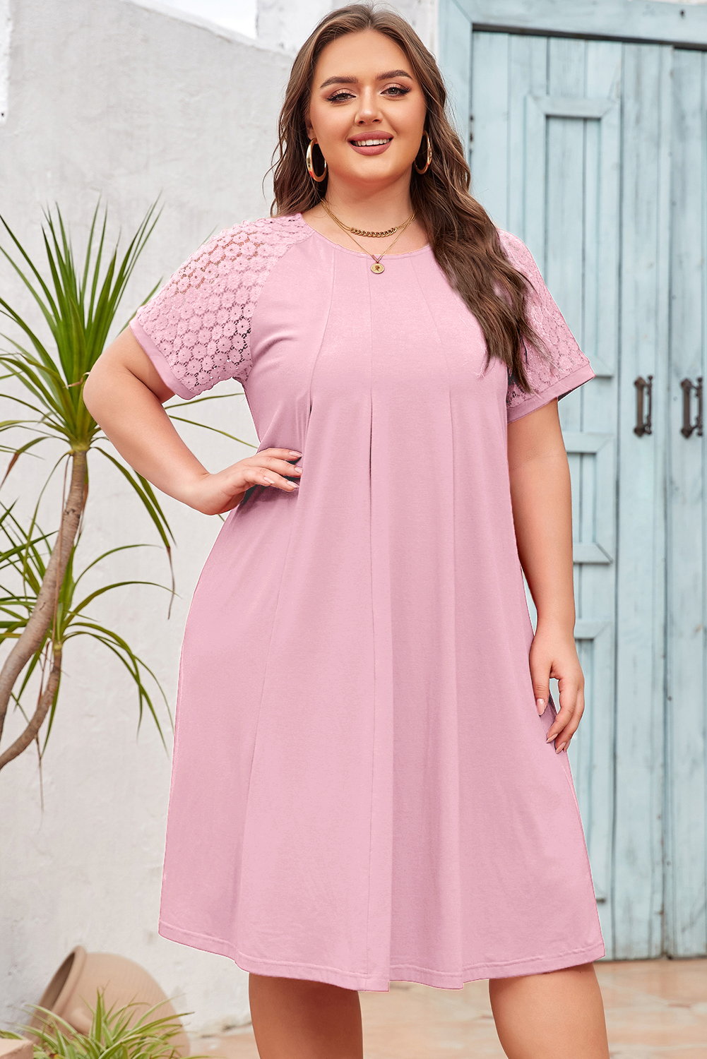 Plus Size Light Pink  Solid Color Lace Short Sleeve Pleated Swing Dress