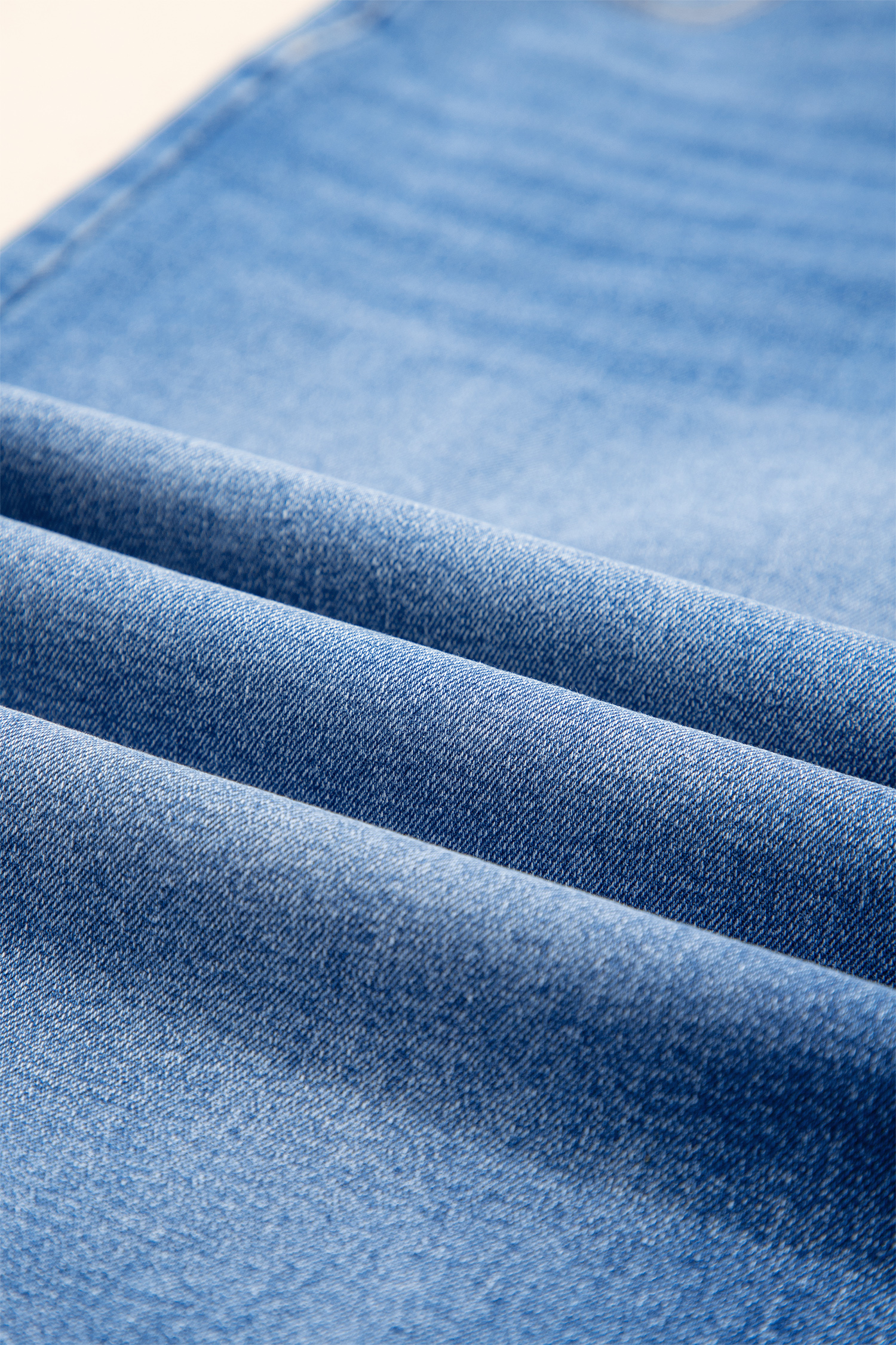 Plus Size Light Blue Acid Wash Contrast Lace-up  Jeans