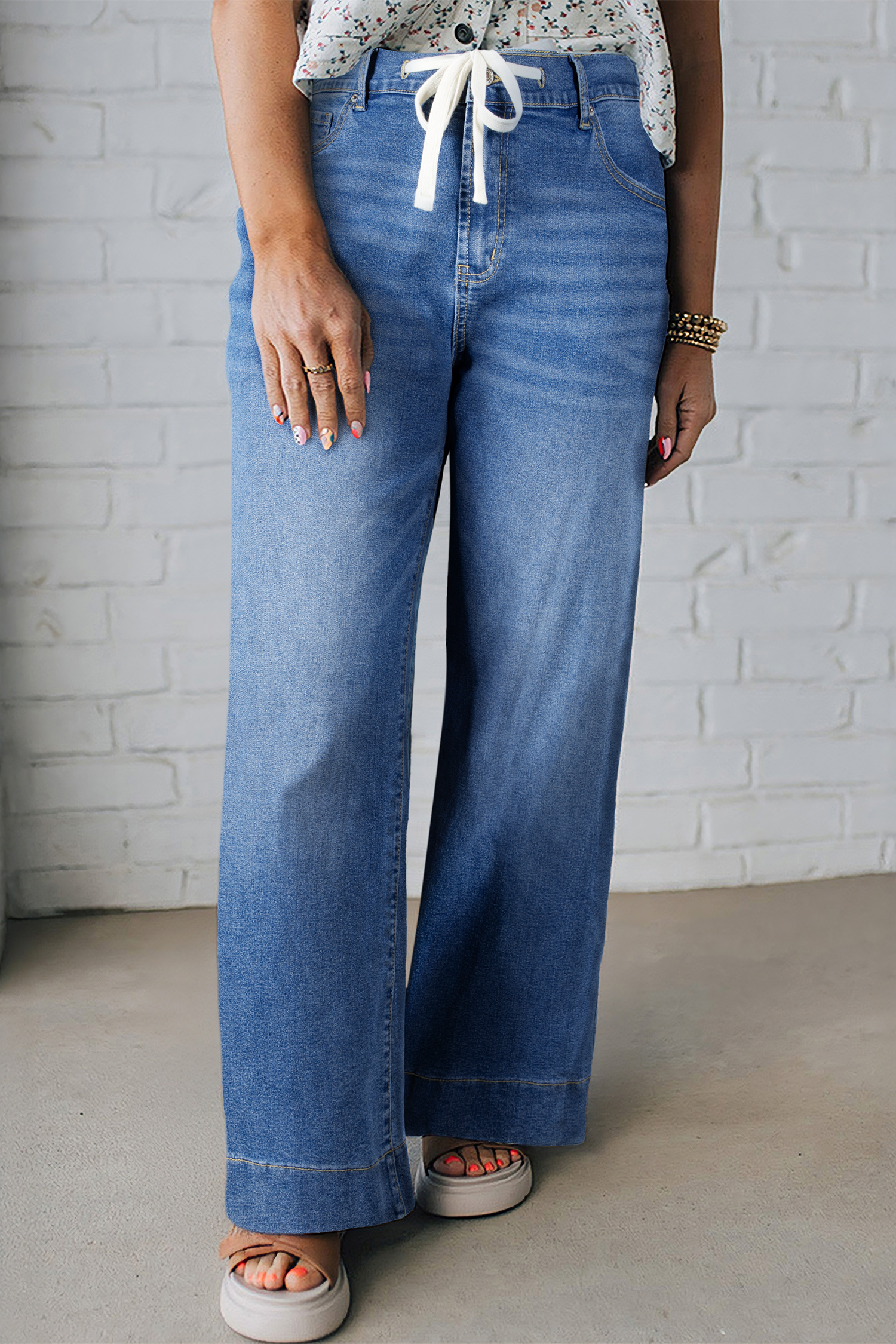 Plus Size Light Blue Acid Wash Contrast Lace-up  Jeans