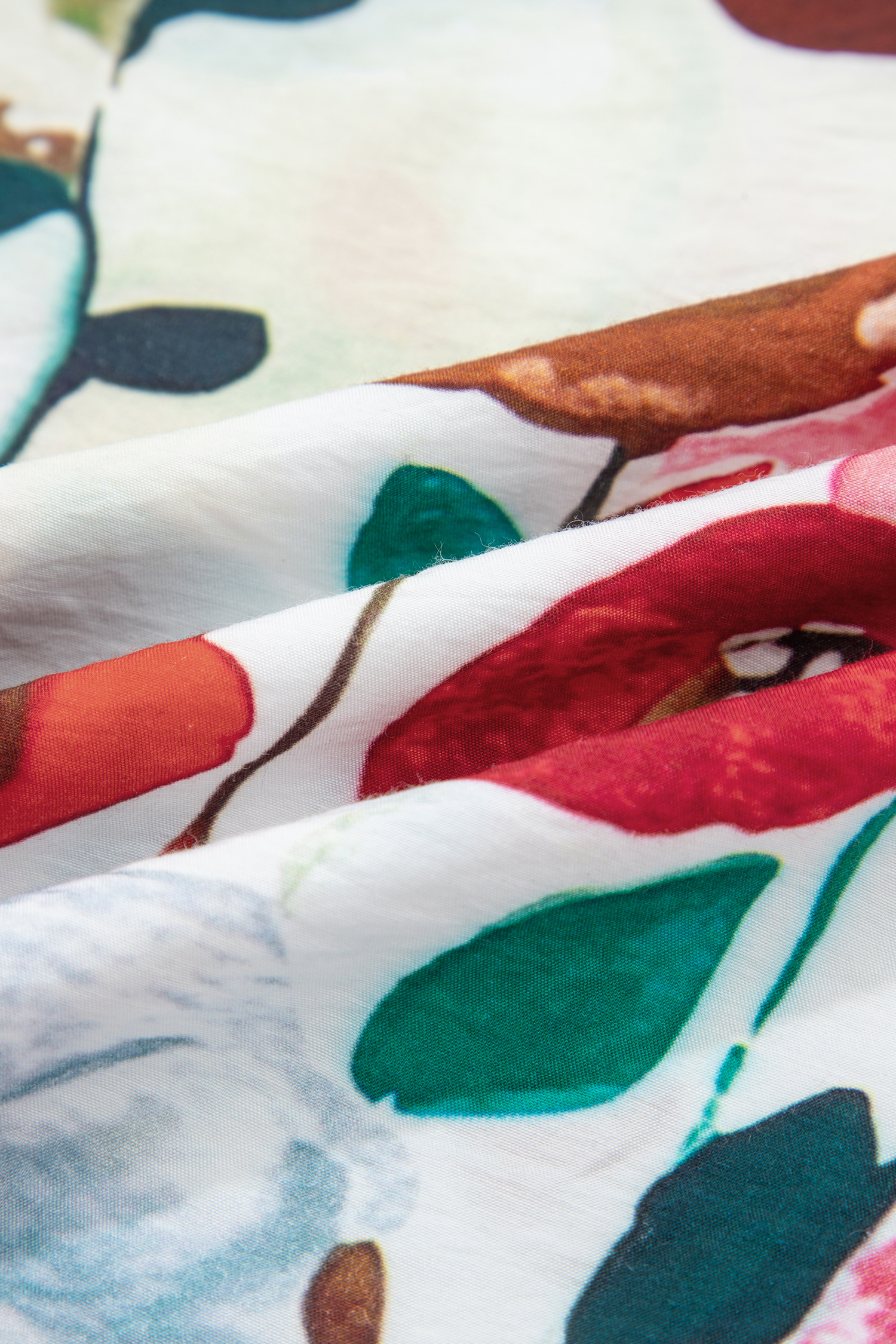 Plus Size Pink V Neck Short Puff Sleeve  Floral Blouse