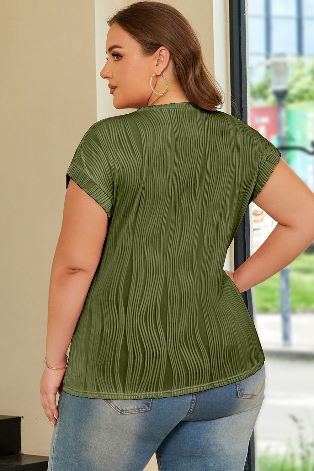 Plus Size Jungle Green Solid Color Wavy Textured  Tee