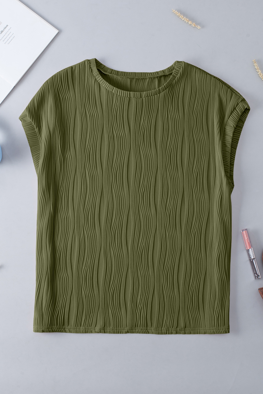 Plus Size Jungle Green Solid Color Wavy Textured  Tee