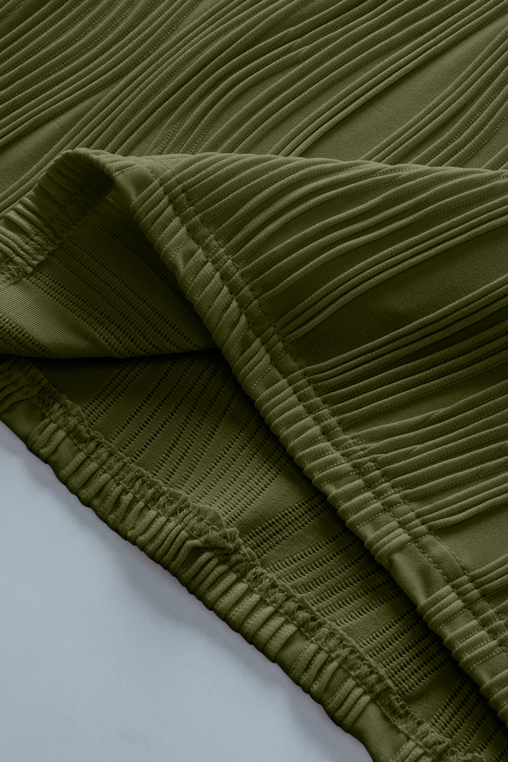 Plus Size Jungle Green Solid Color Wavy Textured  Tee