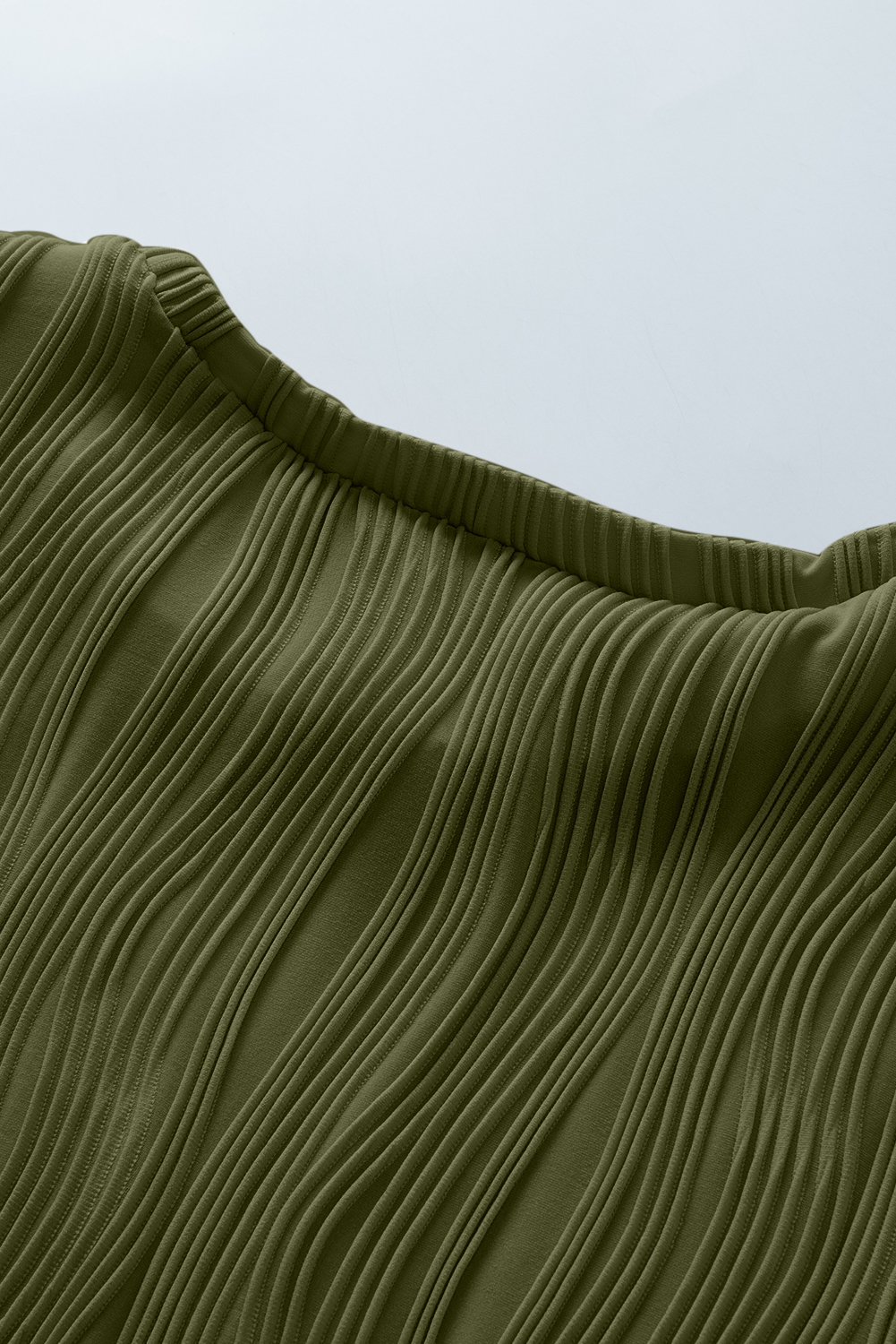 Plus Size Jungle Green Solid Color Wavy Textured  Tee